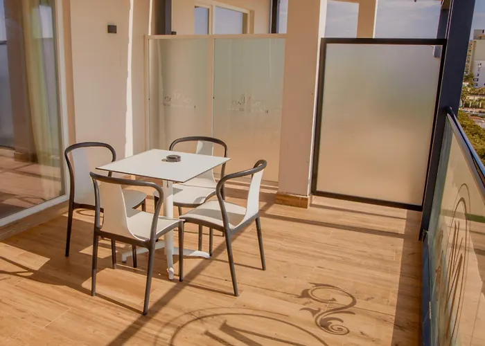 Vm & Otel Golem (Tirana)